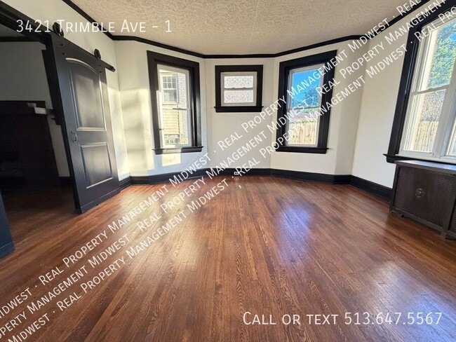 Photo - 3421 Trimble Ave Unidad 1