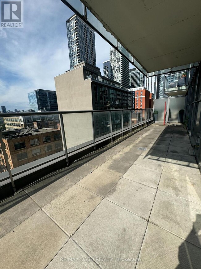 Photo - 25 Oxley St Unité 1001