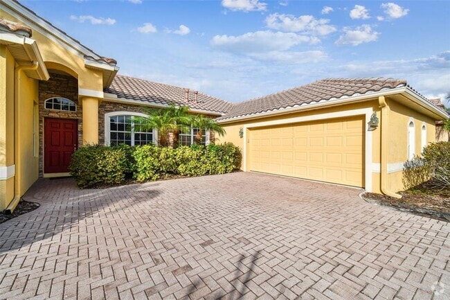 Building Photo - 10512 Bermuda Isle Dr Rental