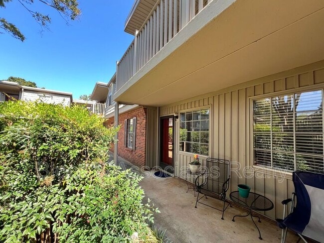 Photo - 3816 Country Club Rd