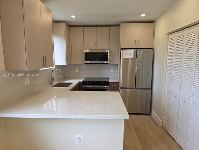 Photo - 13318 SW 152nd St Unidad 3202