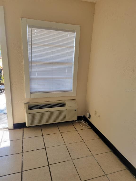 Photo - 2205 Knox McRae Dr Unit 20