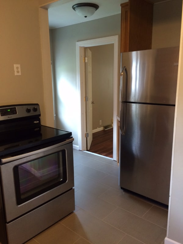 Photo - 803 23rd St S