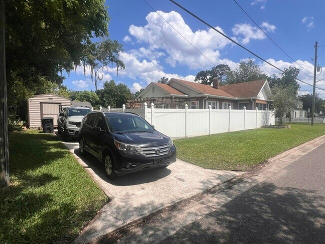 Photo - 4661 Astral St