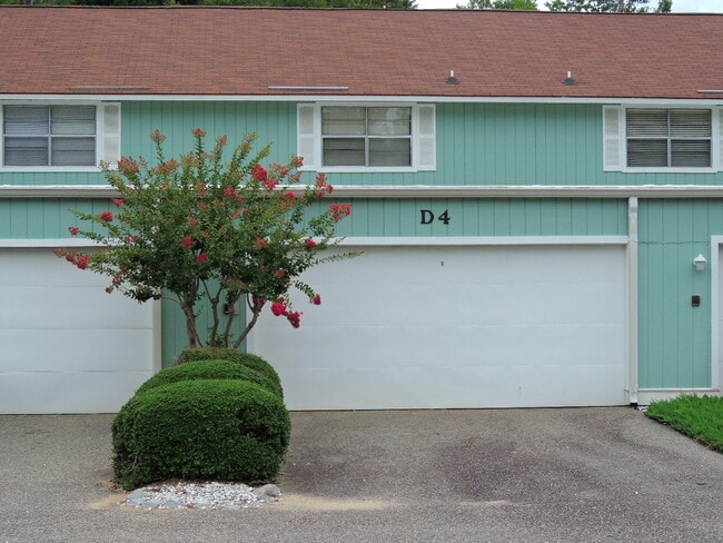 Building Photo - 900 State Rd S-7-297 Rental