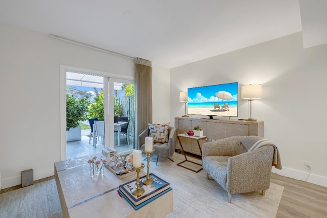 Photo - 1991 NE 15th Ave