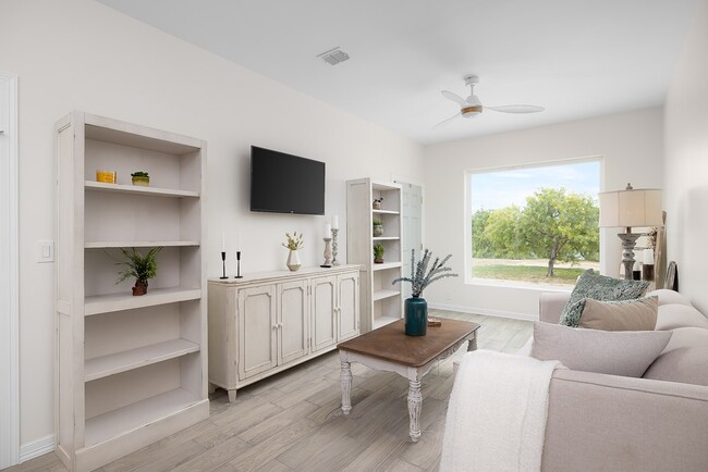 Photo - 1009 Bass Ave Unit 2