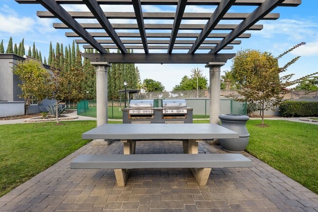 Park Plaza Apartments