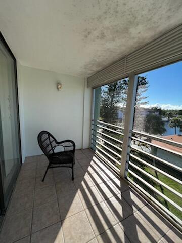Photo - 2731 Taft St Unidad 408