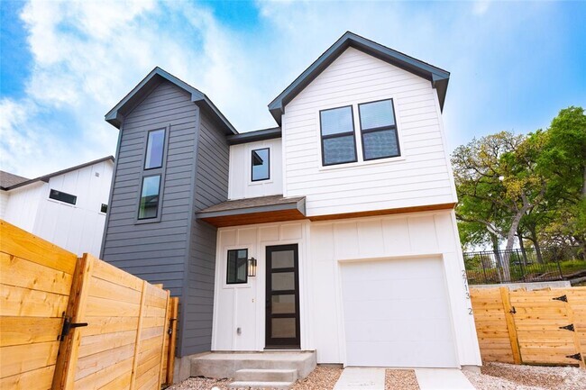 Building Photo - 2713 Bristol Dr Rental
