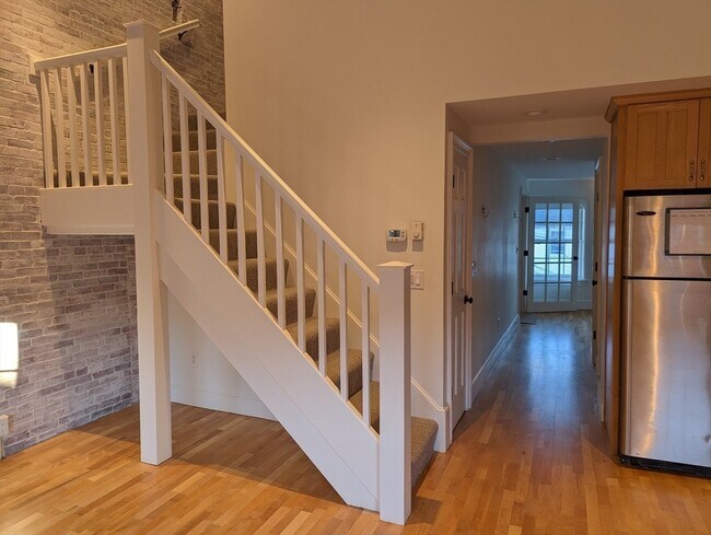 Photo - 29 State St Unit 3rd floor