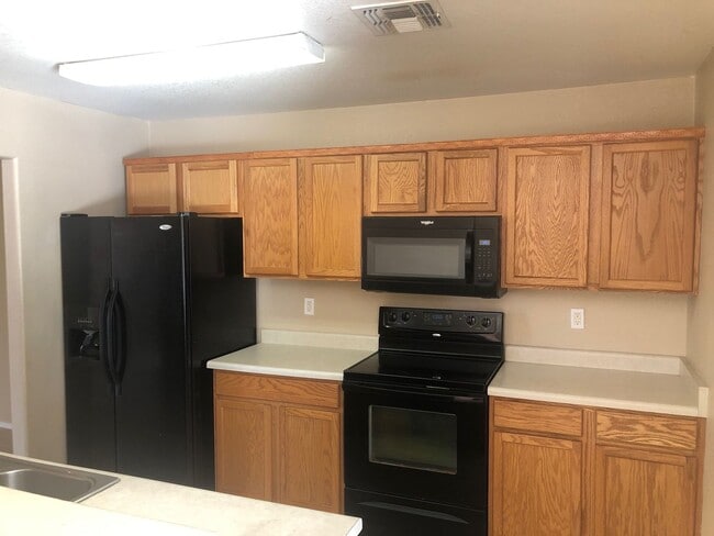 Photo - 3 bedroom rental in Johnson Ranch