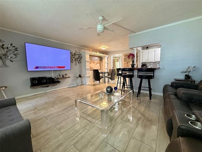 Photo - 355 Oakridge T Unit 355