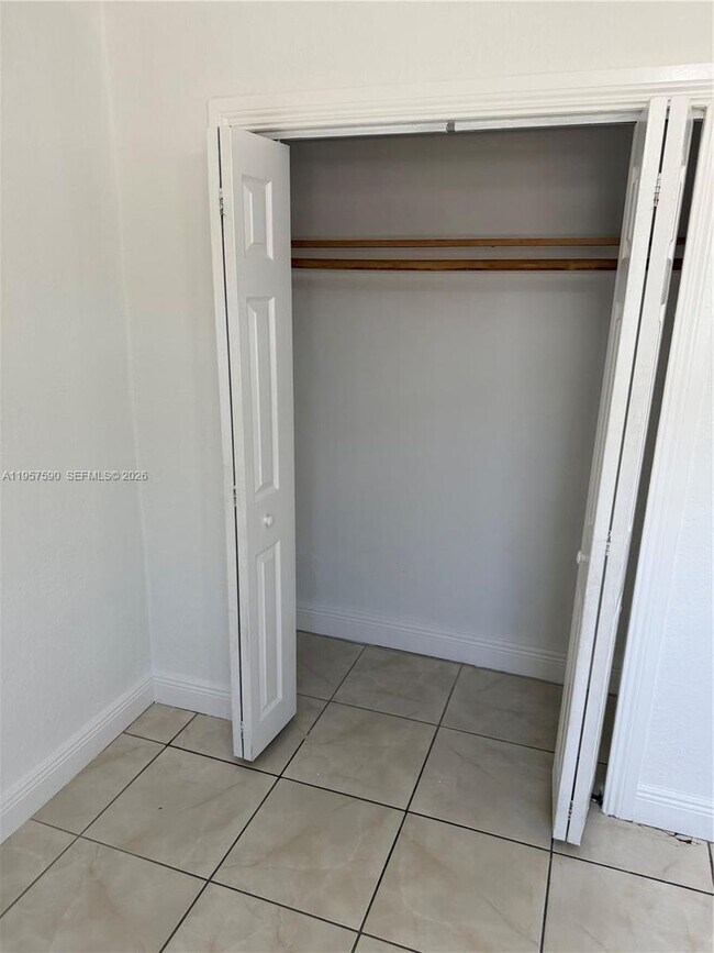 Photo - 2287 NW 33rd St