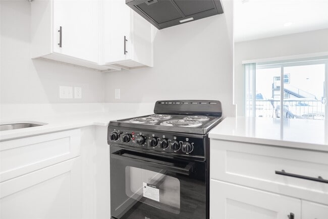 Photo - 2101 Reinke Rd Unit 3101