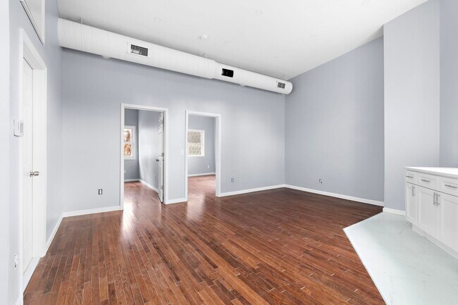 Photo - 1016 Paterson Plank Rd