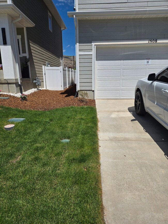 Photo - 1508 W Charmer Ln
