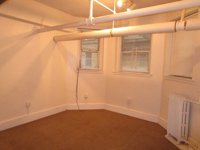 Photo - 70 Fenway Unit B3