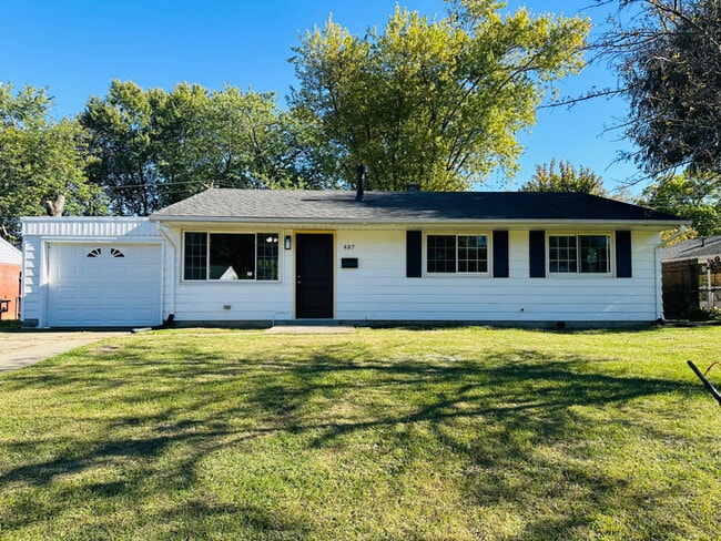 Building Photo - 487 Warr Ln