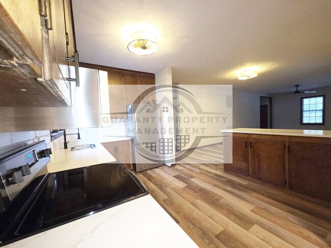 Photo - 304 S 17th St