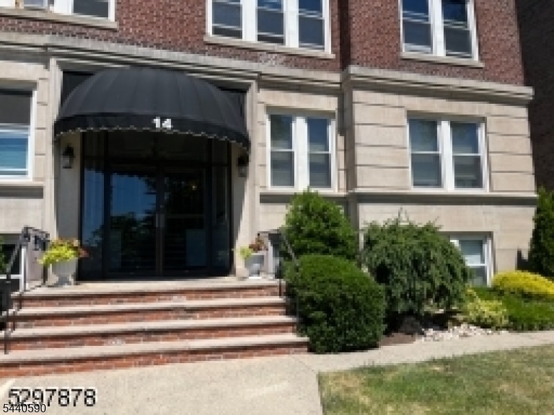 Photo - 14 Forest St Unit 207