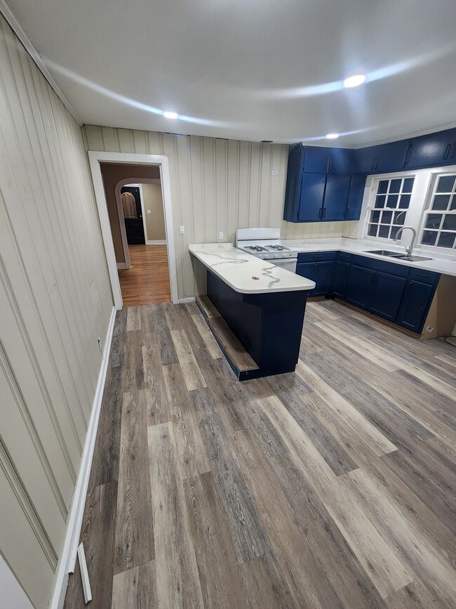 Photo - 503 Vermont St