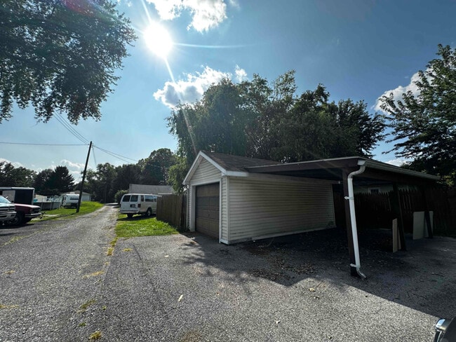 Photo - 2112 E Cumberland St