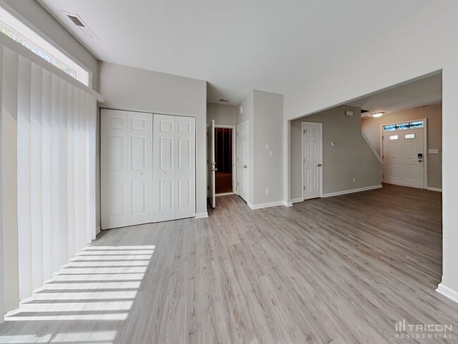 Photo - 2820 Oasis Ln