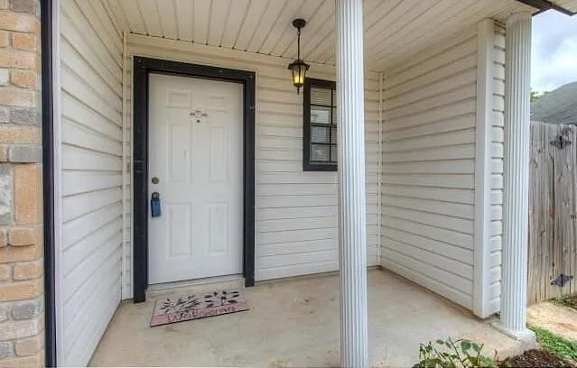 Photo - 1213 Silverton Ct