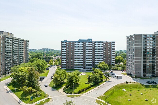 Photo - 30 Carabob Ct.