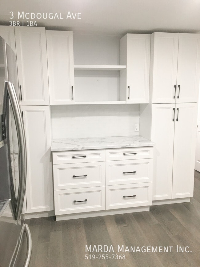 Photo - SPACIOUS UPDATED 3BED/1BATH HOUSE IN CHATHAM + HYDRO, WATER & GAS!