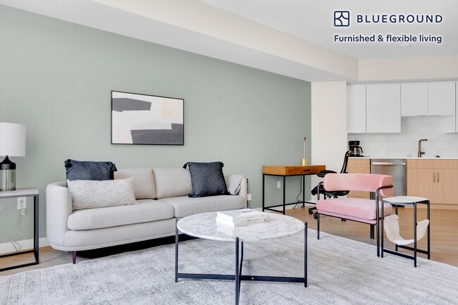 Photo - 490 W McKinley Ave Unidad FL4-ID999