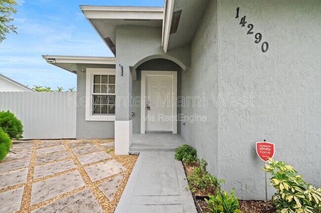 Photo - 14290 SW 287th St