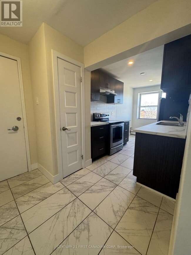 Photo - 75 High St Unité 642