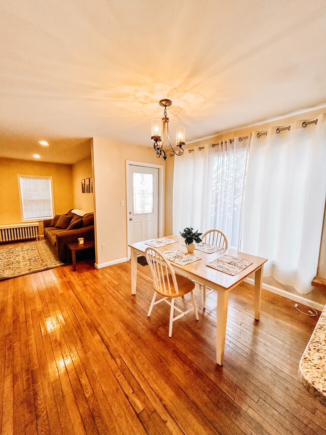 Photo - 85 S Washington St