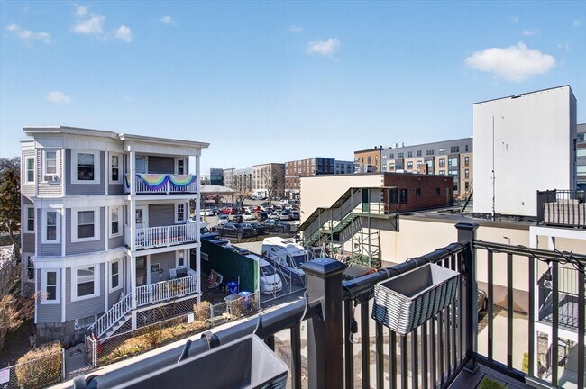 Photo - 15 W Bellflower St Unit 3