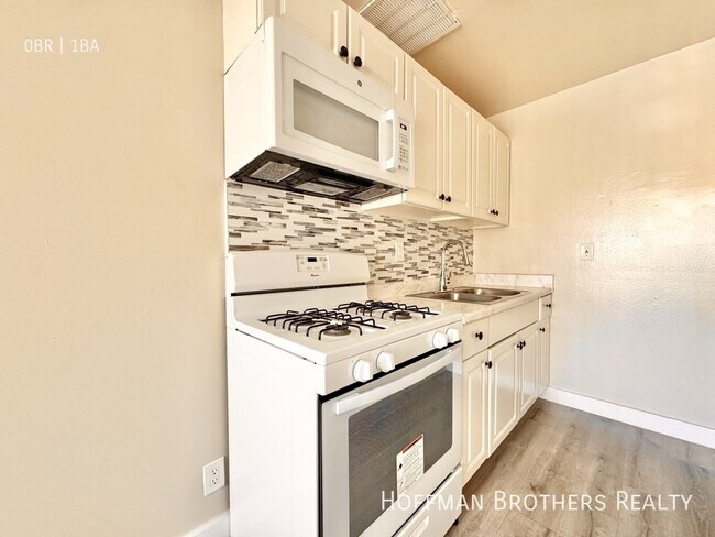 Photo - 2505 S Denison Ave Unidad 7