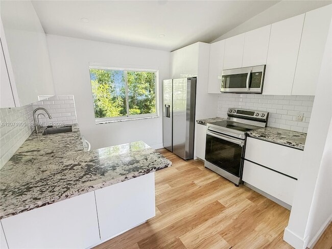 Photo - 8035 Lake Dr Unit 205