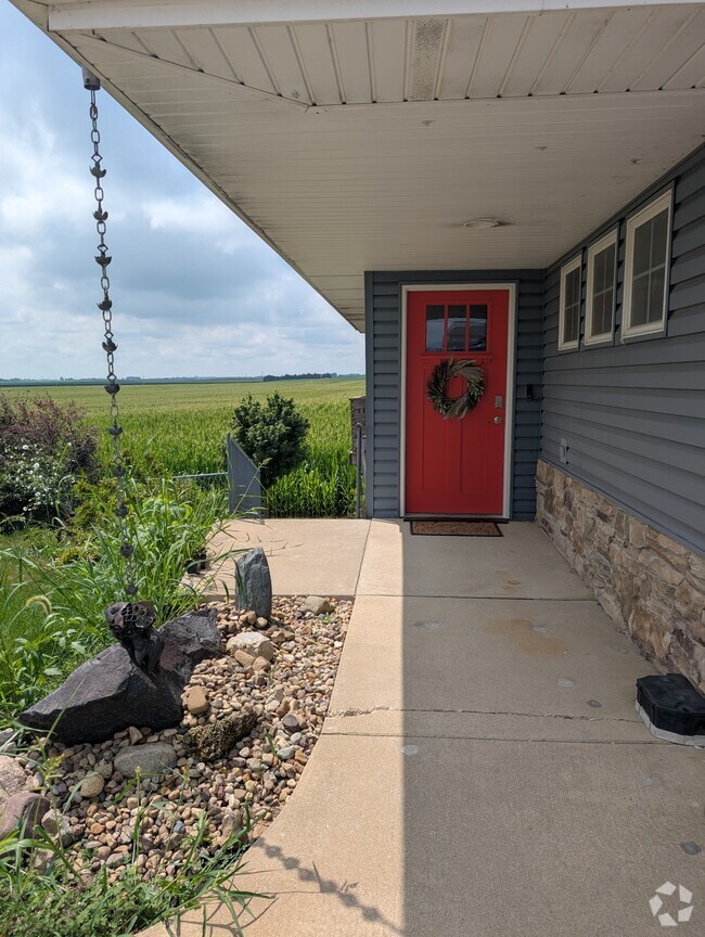 Building Photo - 1805 Hillshire Dr Rental