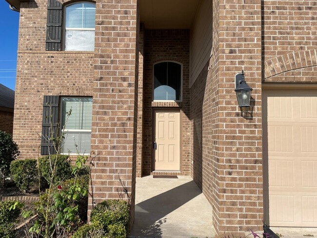 Photo - 1826 Bravos Manor Ln