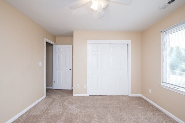Photo - 5 Bedroom, 2.5 Bath Home for Rent in Salem Woods