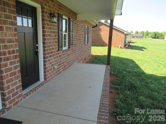 Photo - 174 Glen-Gar Dr