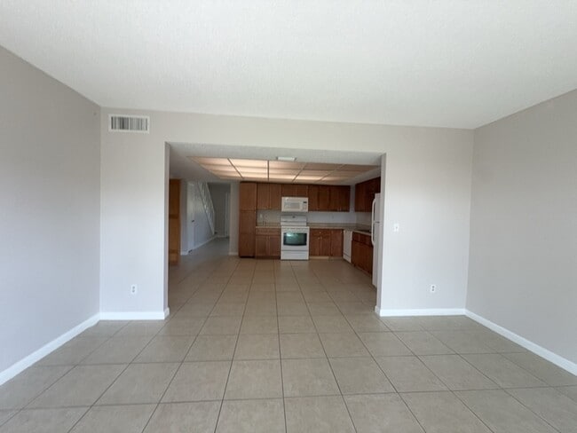 Photo - 1454 Trotter Rd