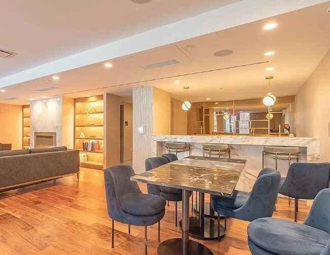 Photo - 107 Columbia Heights Unidad 4L