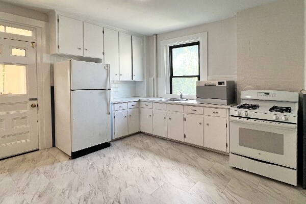 Photo - 44 Cedar St Unit 3B