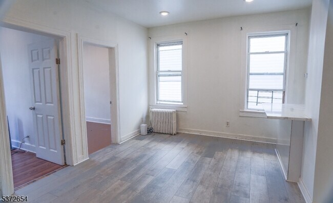 Photo - 13 Stevens Ave Unit 2