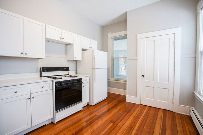 Photo - 21 Day Ave Unit 1R