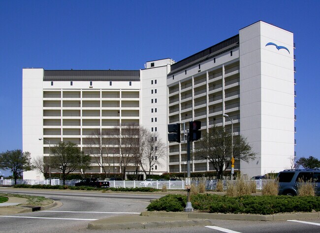 Desde frente a East Ocean View Avenue, hacia el sur - Nansemond on the Bay