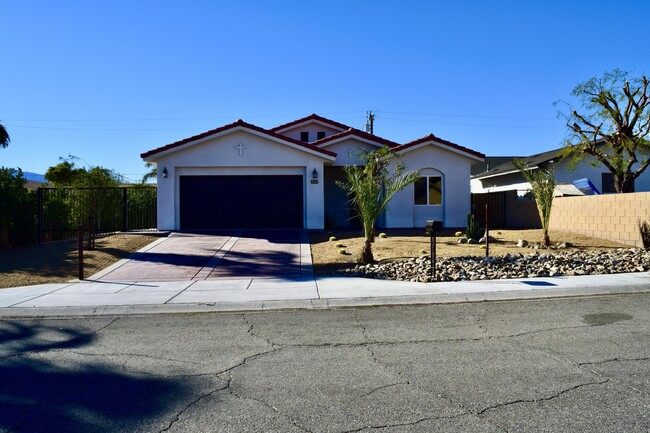 Photo - 13855 La Mesa Dr House