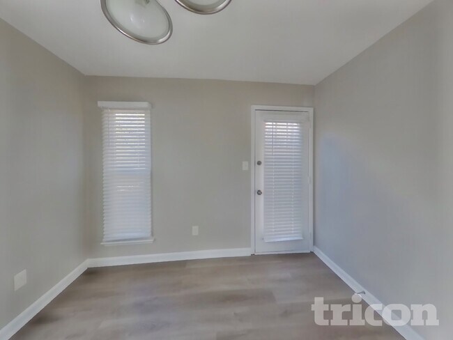 Photo - 236 Independence Dr